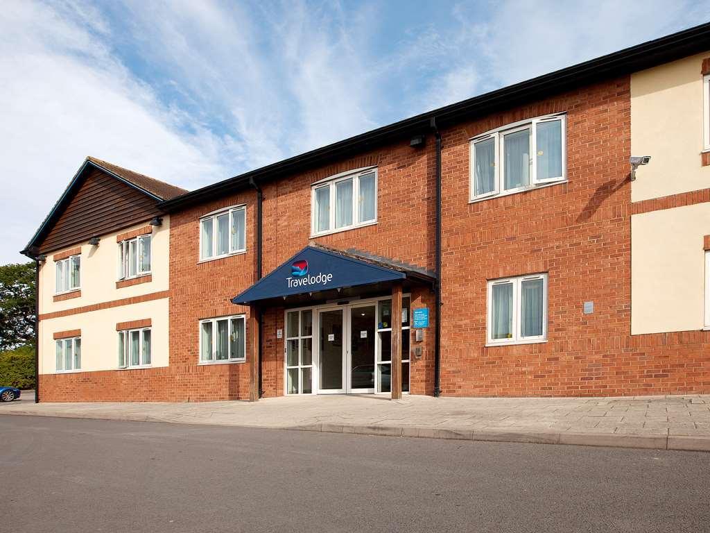 Travelodge Shrewsbury Battlefield Exterior photo